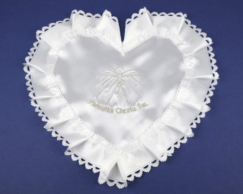 Szatka do chrztu - serce ze srebrnym haftem